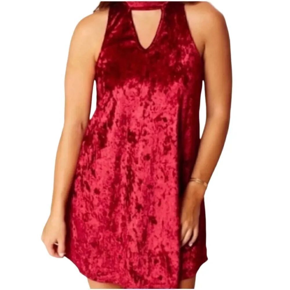 Altar’d State Burgundy Red Crushed Velvet Choker Dress Size Medium - Picture 2 of 13